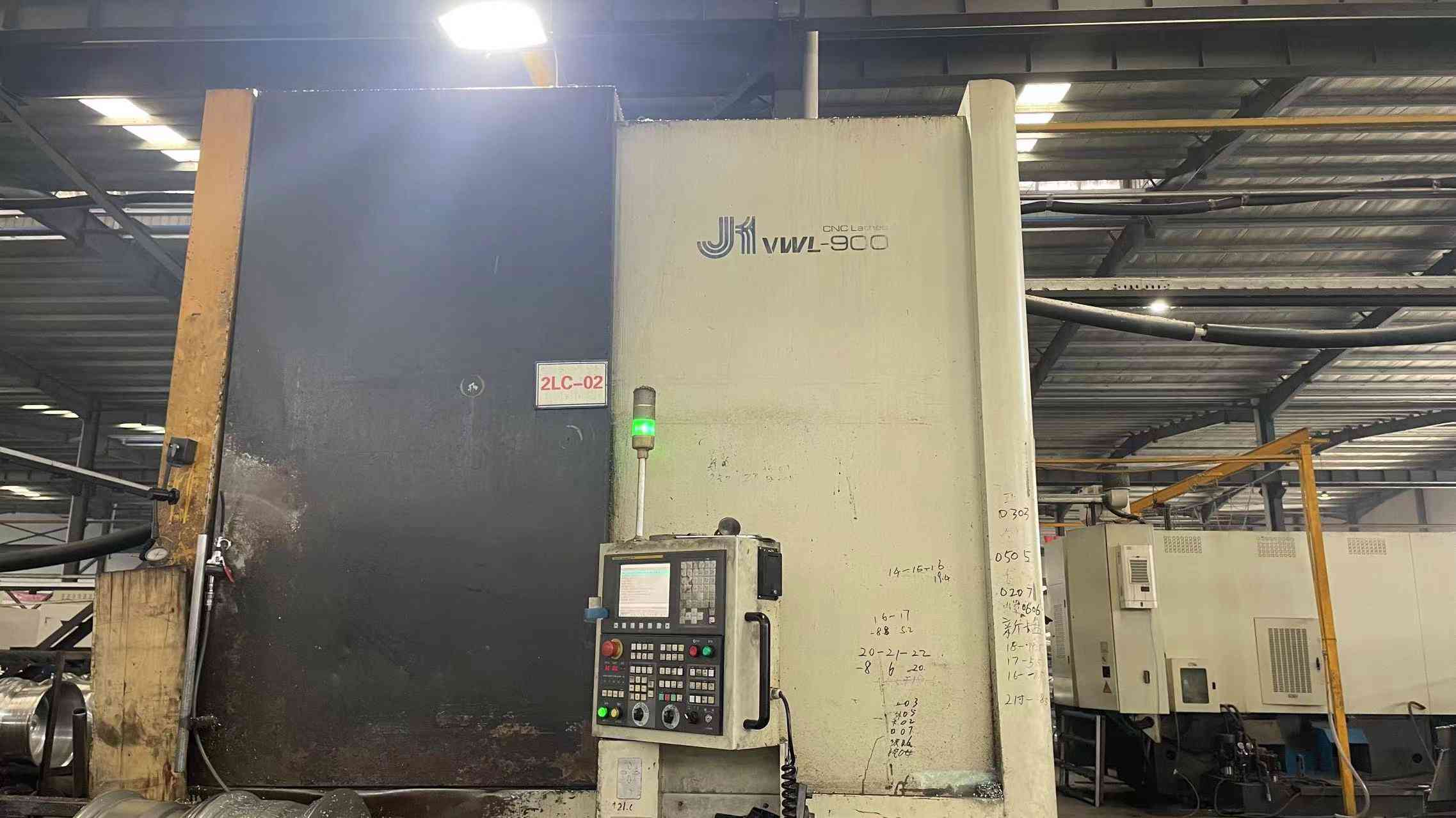 CNC vertical lathe for wheel blanks