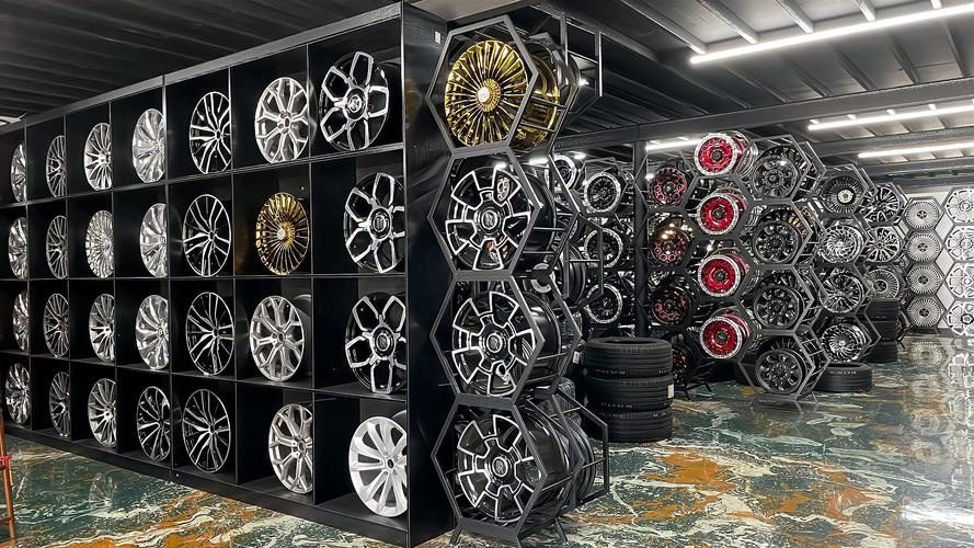 XBORUL wheel showroom display wall