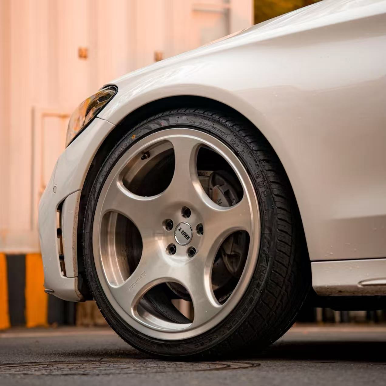Brushed deep-concave forged 17″